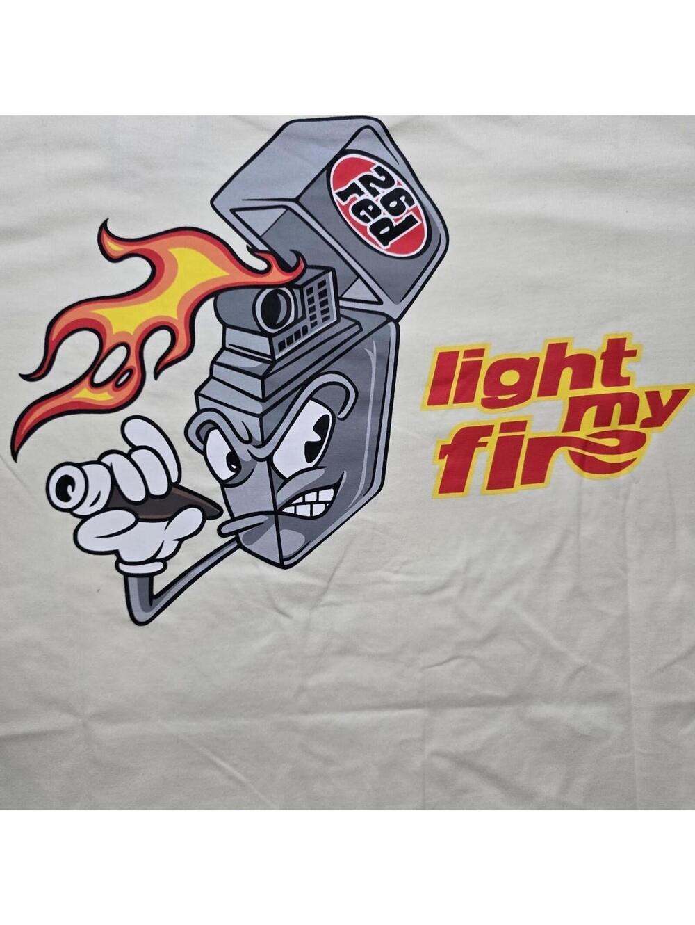 26 Red Light My Fire Graphic T-Shirt Cream Size Small NWT